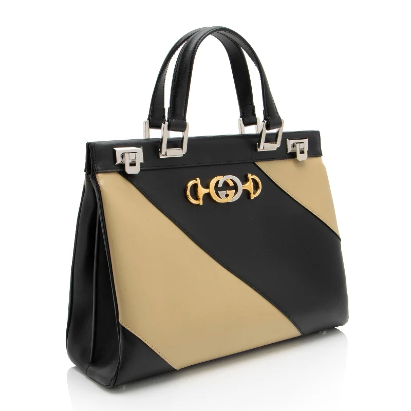 Ladies Gucci handbags with a detachable coin purse insideGucci Calfskin Zumi Medium Tote (FajH8a)