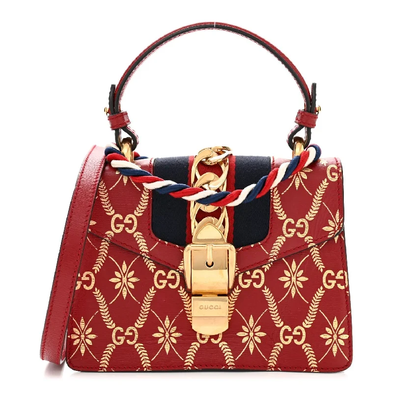 Gucci handbags for women with a patent - leather finishGucci Textured Calfskin Bee Star Print