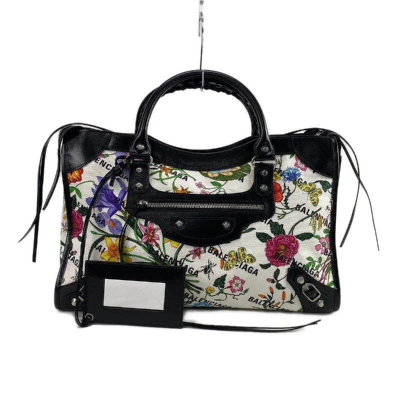 Gucci tote bags for women with a spacious interiorGucci The Hacker Project Neo-