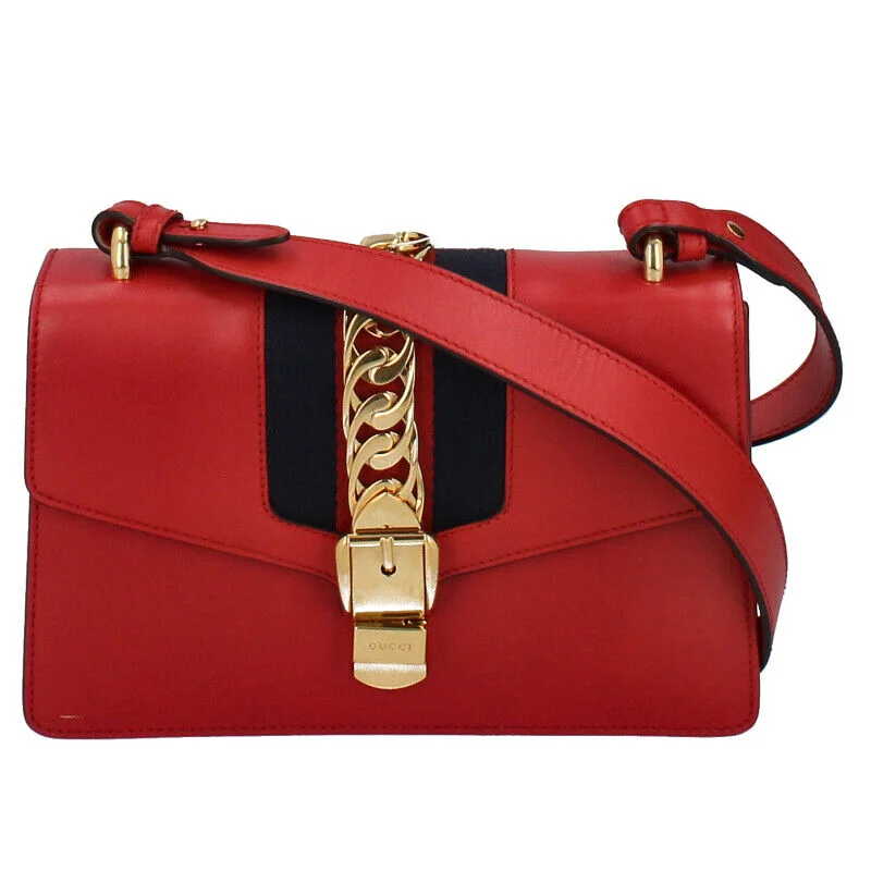 Gucci tote bags for women with a spacious interiorGucci Sylvie Small One Shoulder Bag