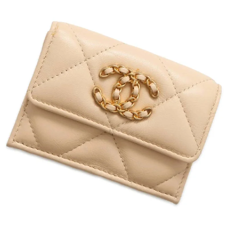 Chanel bags with modern touchesCHANEL CHANEL19 Small Flap Wallet Beige AP1789 Lambskin