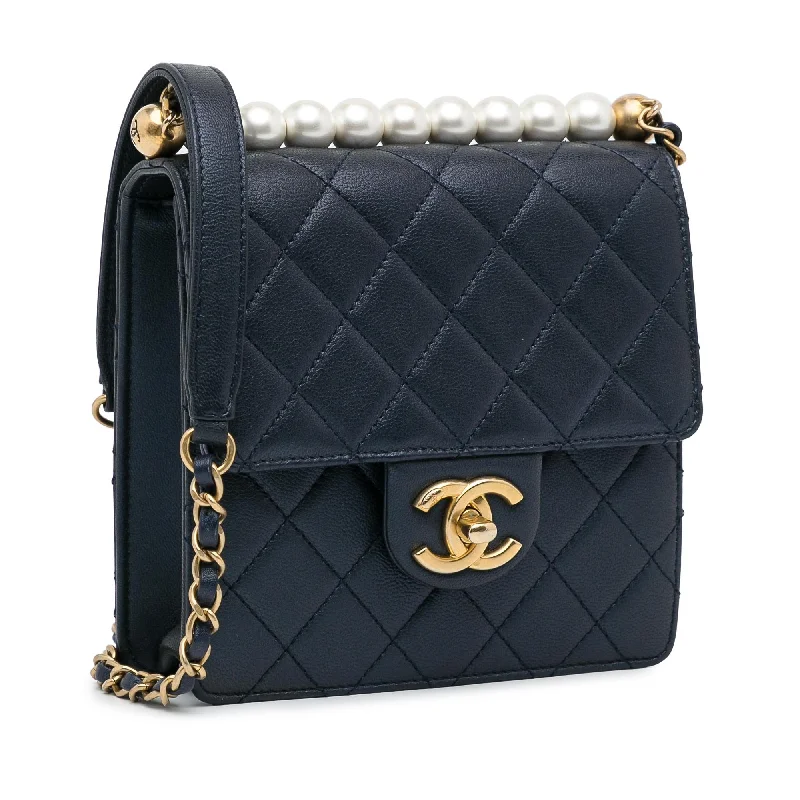 Chanel Chain Strap Handbag for Everyday UseChanel Mini Chic Pearls Crossbody (pRMwFk)