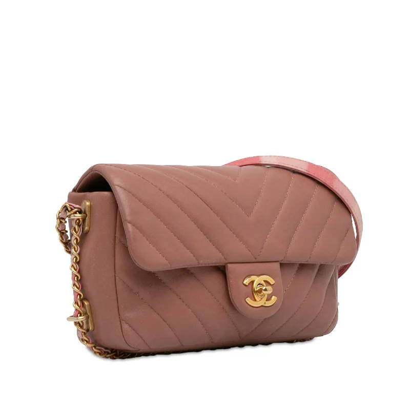 Chanel All - Match Handbag for Versatile StylingChanel Mini Rectangular Chevron Lambskin Chain Around Flap (MXUjLx)