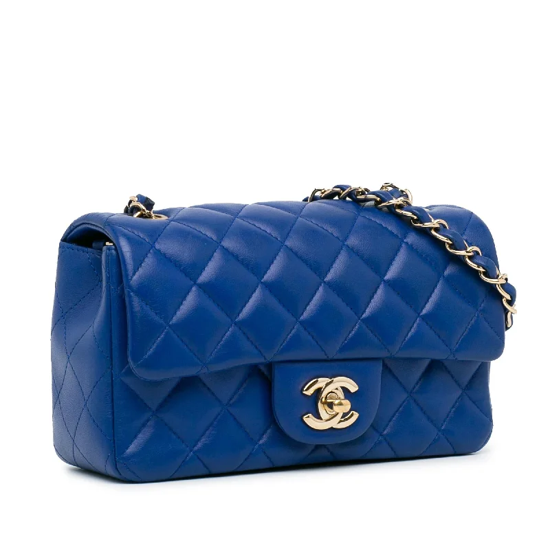 Chanel Lightweight Handbag for Daily ErrandsChanel Mini Rectangular Classic Lambskin Single Flap (DyJzXS)