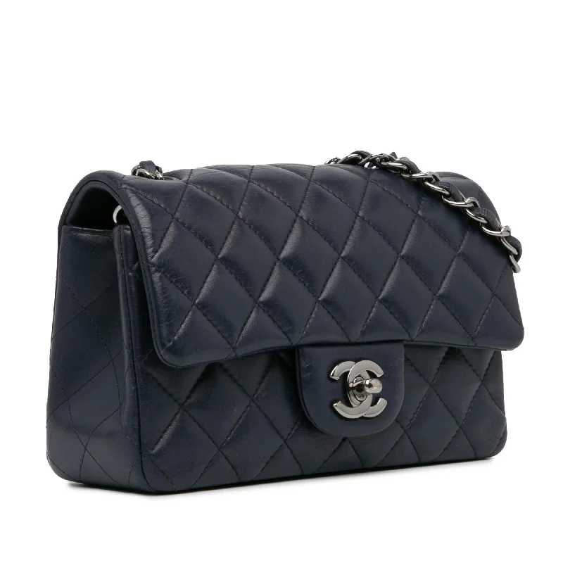 Chanel bags for the minimalist fashionChanel Mini Rectangular Classic Lambskin Single Flap (VhXRd6)