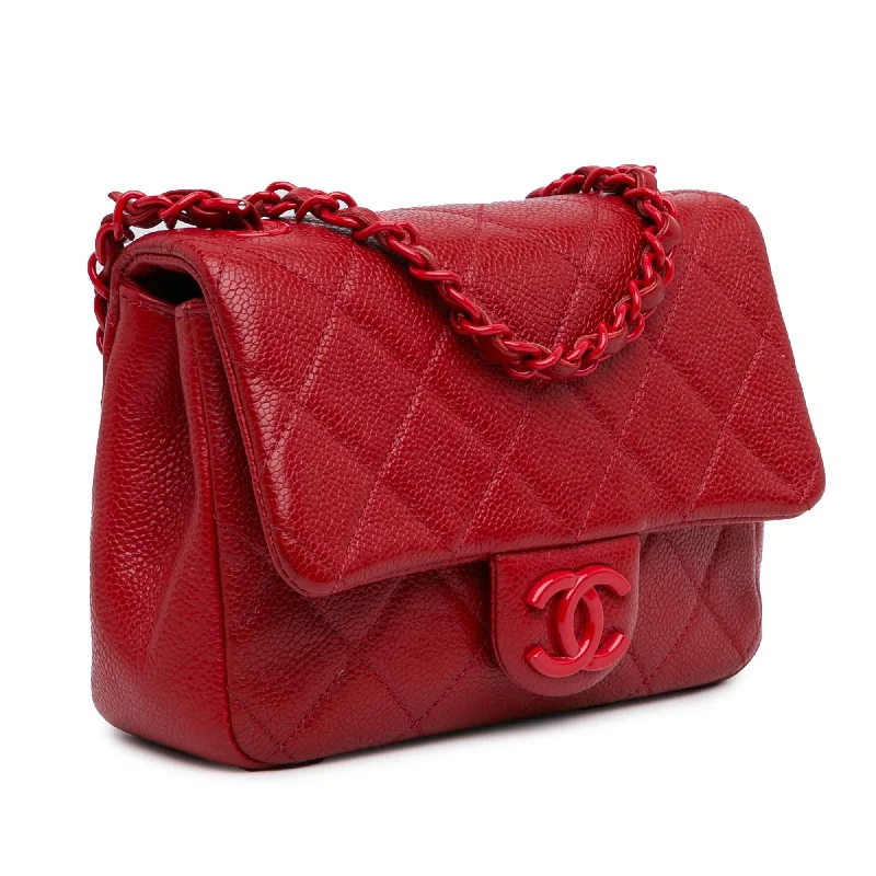 Chanel bags for women who appreciate fine craftsmanshipChanel Mini Square Caviar Incognito Flap (FUMUNQ)