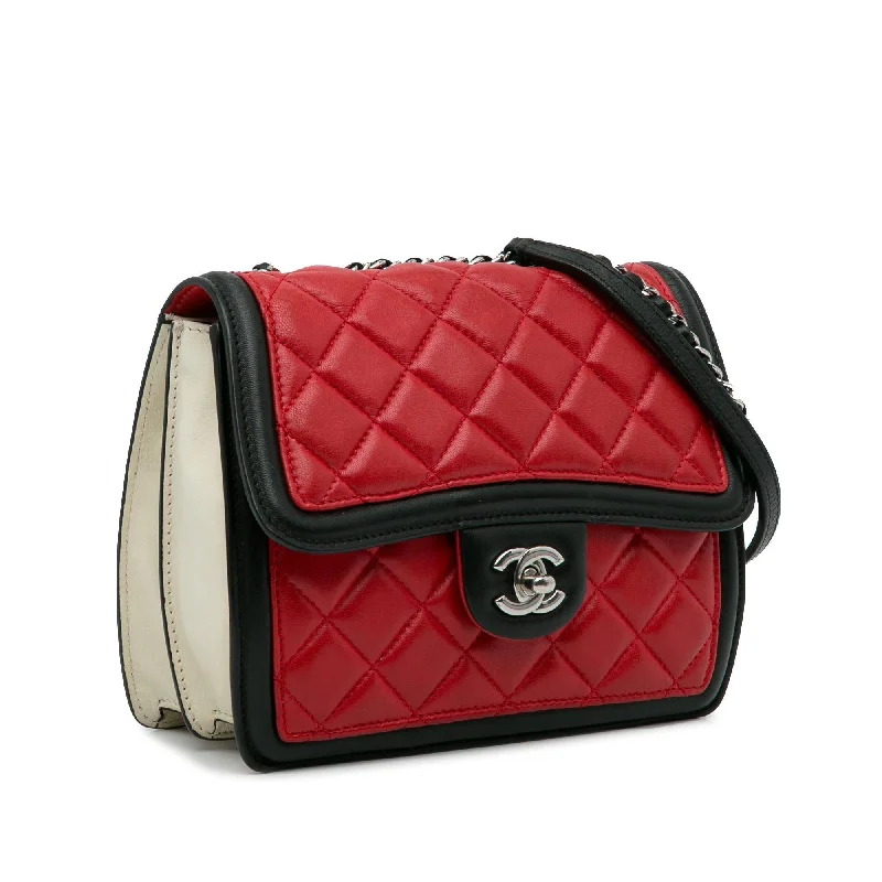 Chanel Classic Flap Bag for Evening PartyChanel Mini Square Graphic Flap Crossbody Bag (a5PhDw)