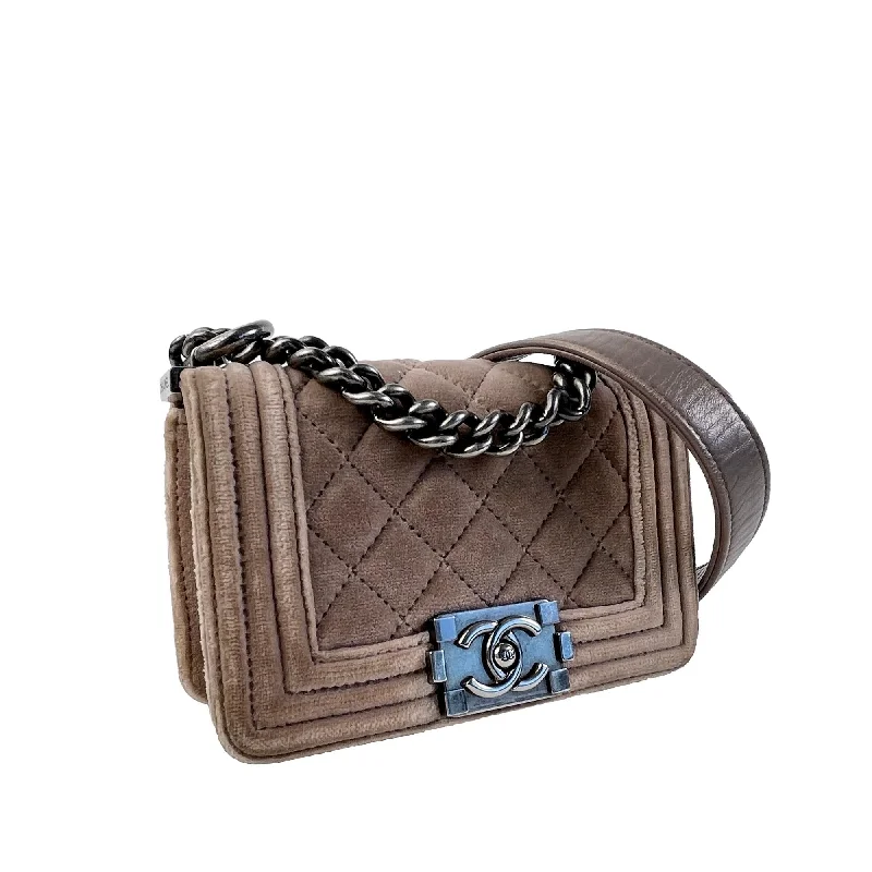 Chanel bags with chain and leather strap combinationsChanel Mini Velvet Boy Flap Bag (42MkBL)