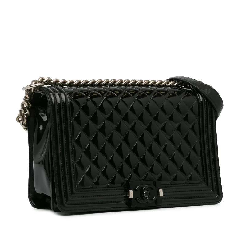 Chanel bags for women with a taste for high fashionChanel New Medium Patent Boy Flap (qryhXJ)