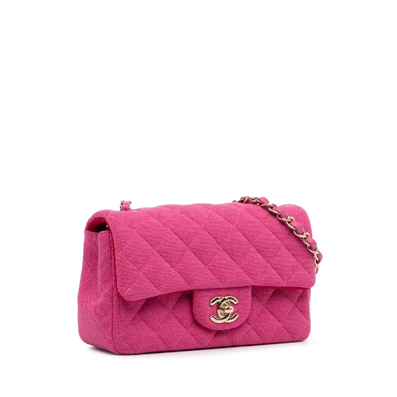 Chanel bags with classic and elegant designsChanel New Mini Classic Jersey Single Flap (RyexYA)