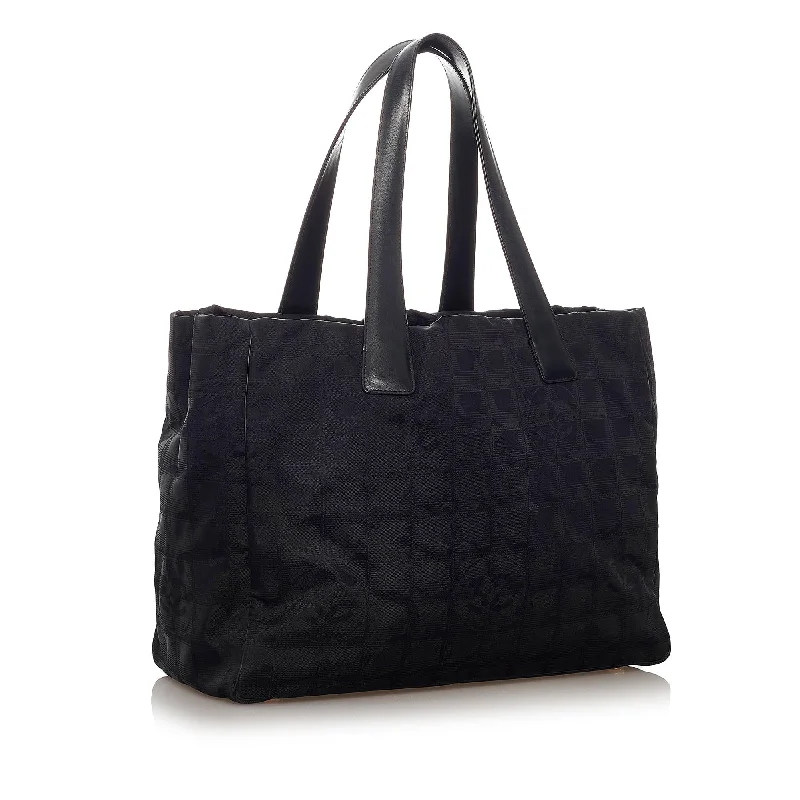 Chanel bags as wedding day accessoriesChanel New Travel Line Nylon Tote Bag (28226)