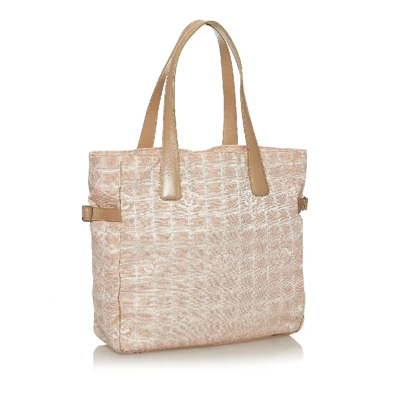 Chanel bags as wedding day accessoriesChanel New Travel Line Nylon Tote Bag (28694)