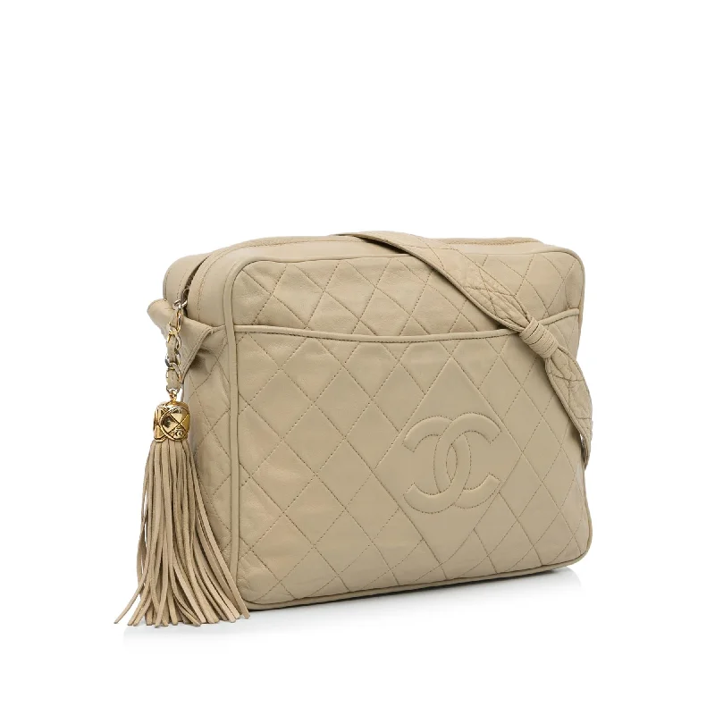 Chanel leather bags for everydChanel Vintage CC Tassel Camera Bag