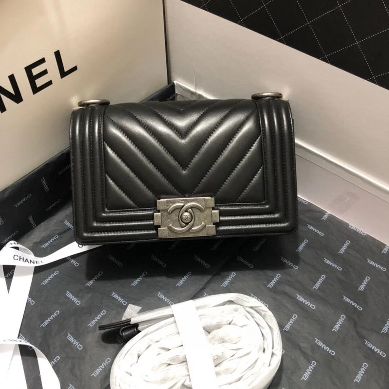 Chanel bags with classic and elegant designsWF - Chanel Bags - 2601