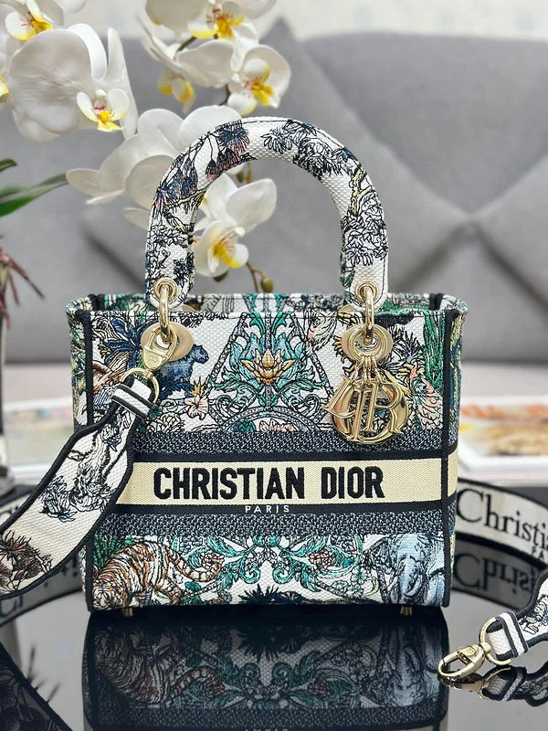 Fashion - forward Christian Dior tote bags for the modern womanBC - Dior Bags - 283