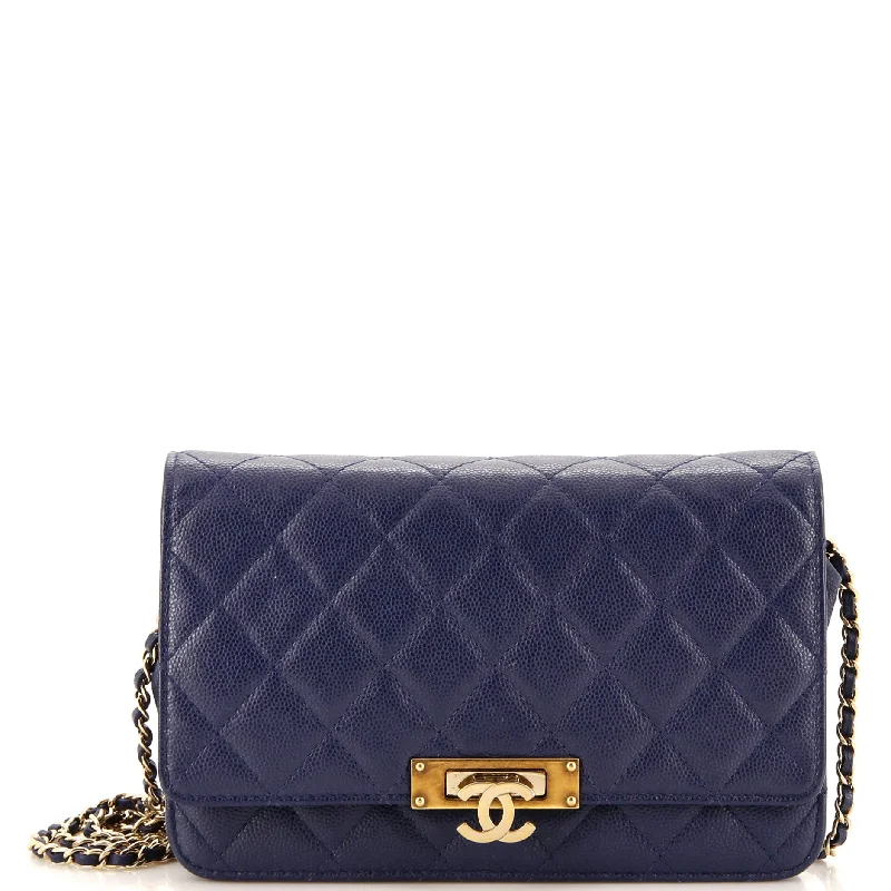 High - fashion Christian Dior bags with a geometric patternGolden Class Wallet on Chain Quilted Caviar