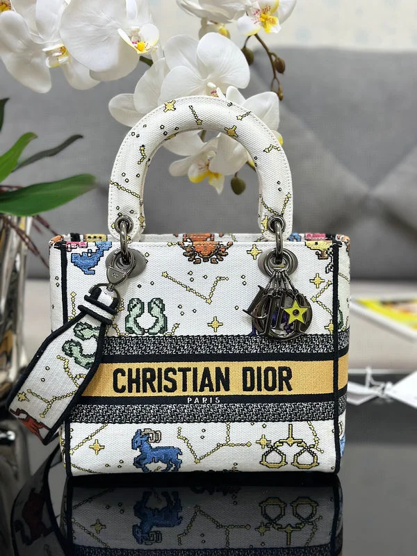 Christian Dior Saddle bags with a studded trim for a bold lookWF - Dior Bags - 201